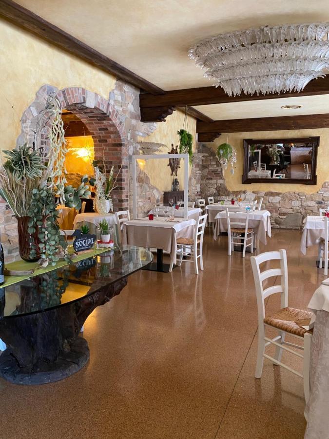 Locanda Ferrari Goro Exteriér fotografie