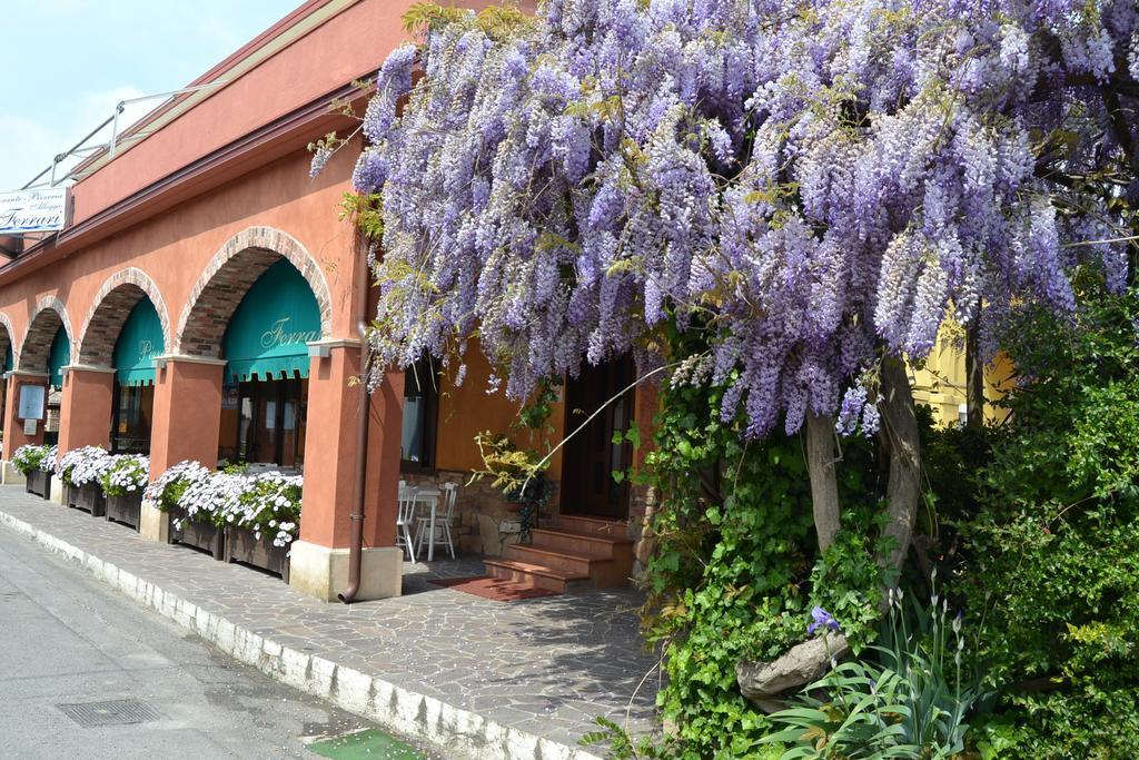 Locanda Ferrari Goro Exteriér fotografie